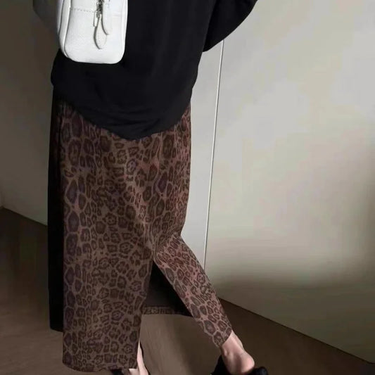 Leopard Print Midi Skirt for Women in Autumn and Winter Mid to Long, Elastic Waisted Retro Skirt All Match Long Skirt