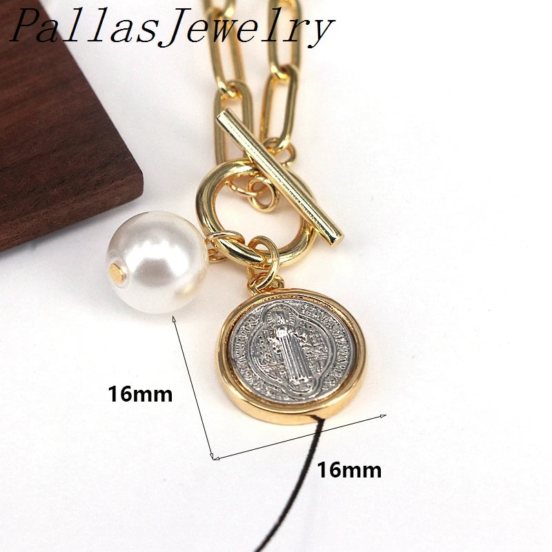 5Pcs Fashion Shell Pearl St Benedict Pendant Necklace Elegant Women Jewelry 18K Gold-Plated Chain Necklaces Accessory