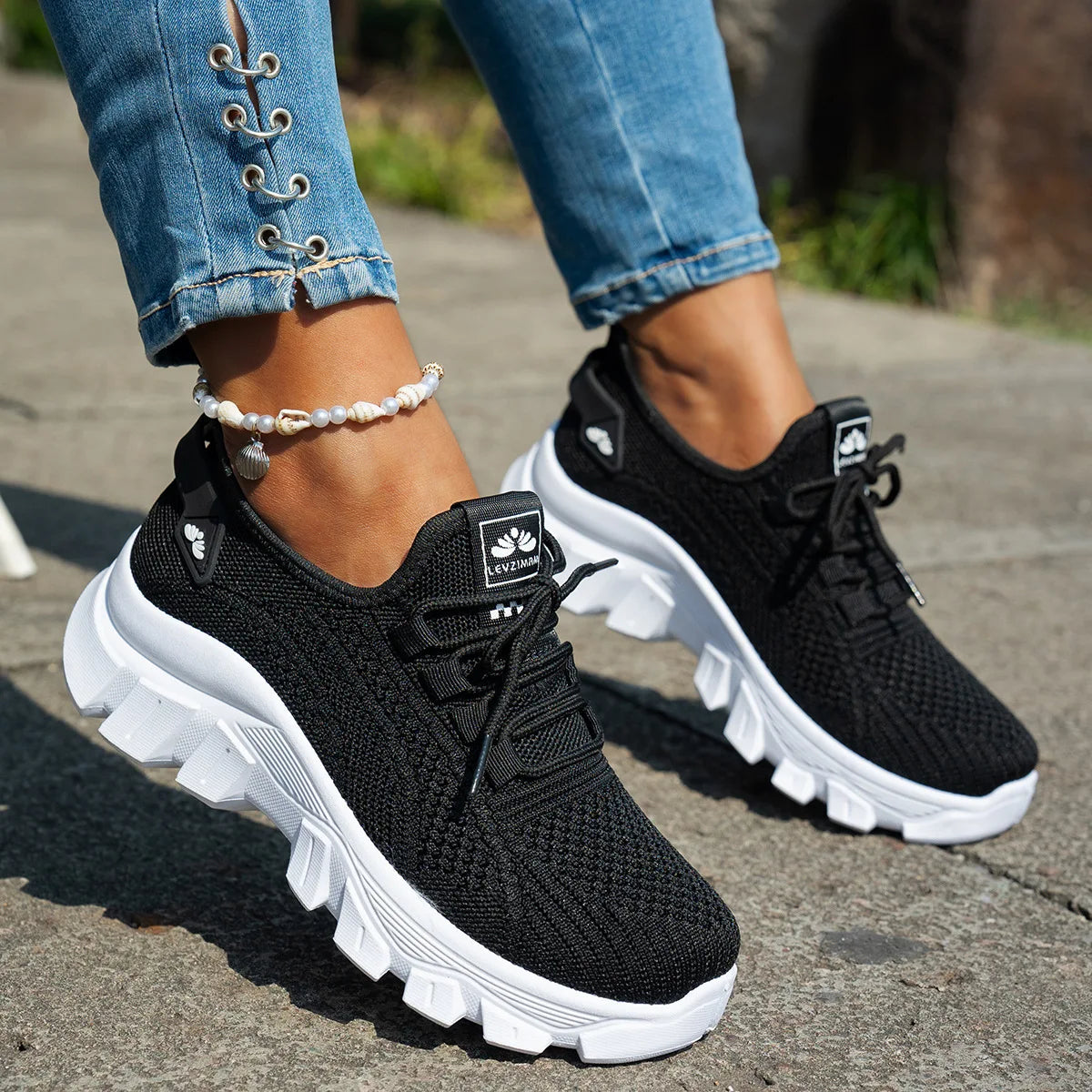 Women Shoes Mesh Casual Shoes Platform Soft Sole Tennis Shoes Knitted Shallow Vulcanized Shoe Lightweight Lace-up Women Sneakers