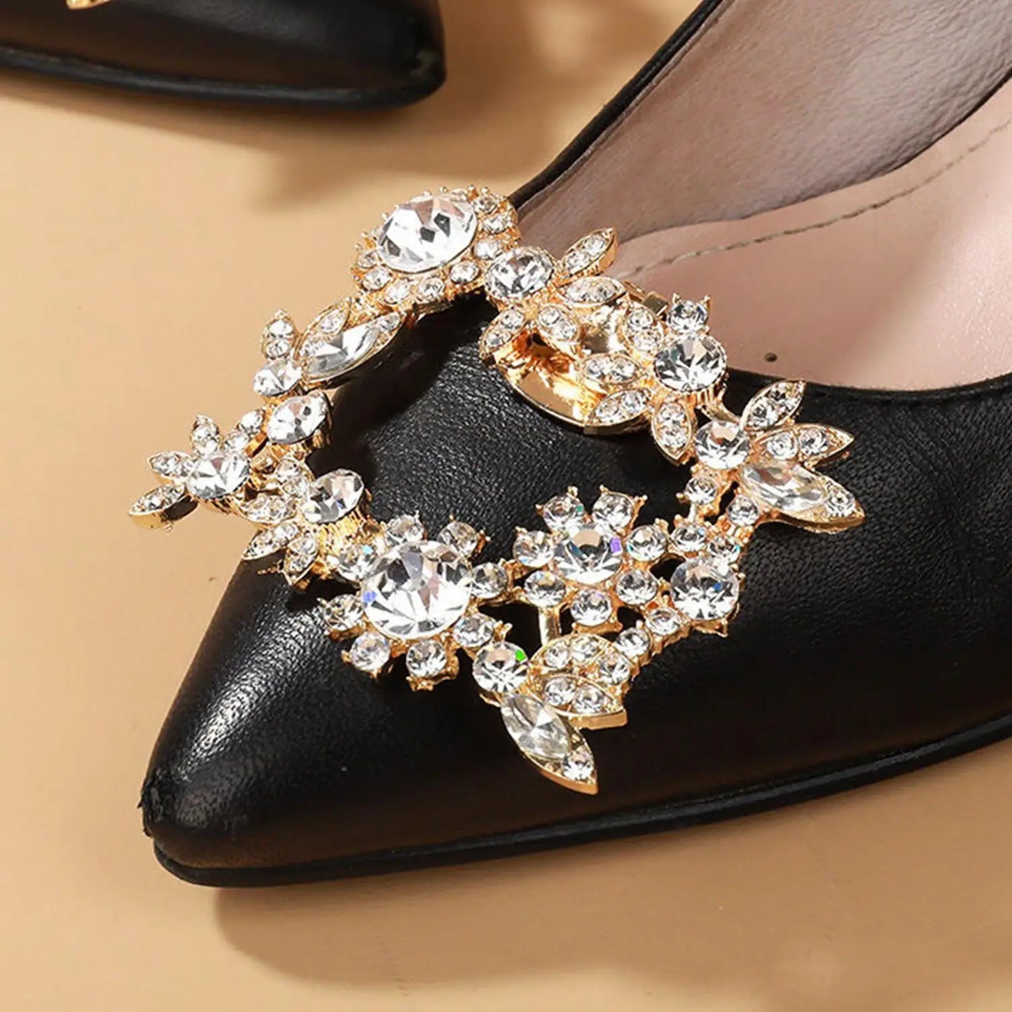 1PC Removable Lady Shoe Clips Wedding Bride Shoes Decoration Women High Heel Charms Jewelry Rhinestones Crystal Shoes Decoration