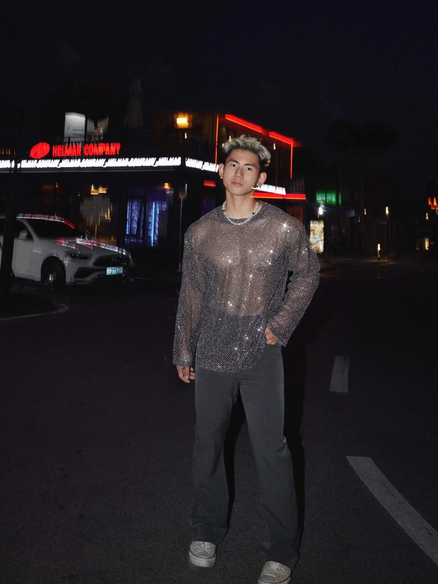 FEWQ Sequins Decoration Men's T-shirts Mesh Design Round Collar Tops Long Sleeved See-through Pullover Male Tees Niche 24K4819