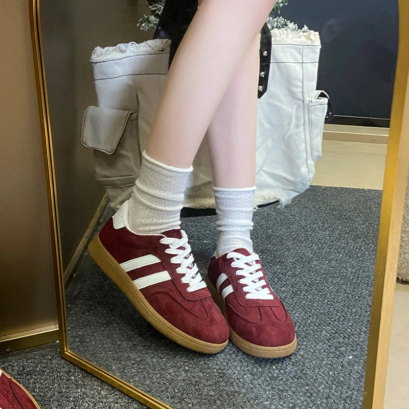 2025 Autumn New  Fashionable Comfortable Casual Sneakers Retro Thick-soled Sneakers Women's College Style Board Shoes Big Size