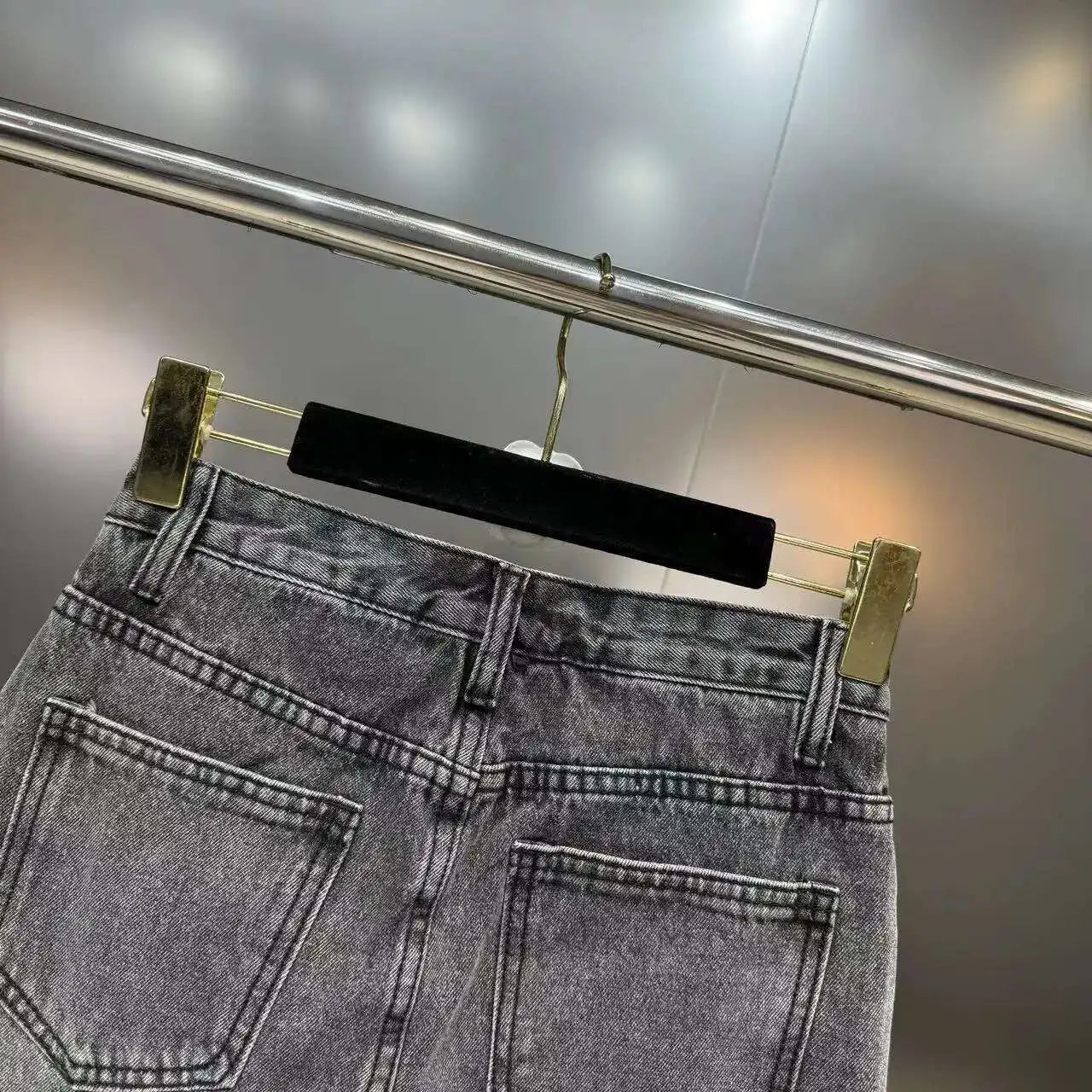 DEAT Sequins Decoration Denim Skirts For Women 2024 Summer New Items High Waist Wrap Hip Skirt Female Trendy Fashion 29L7154