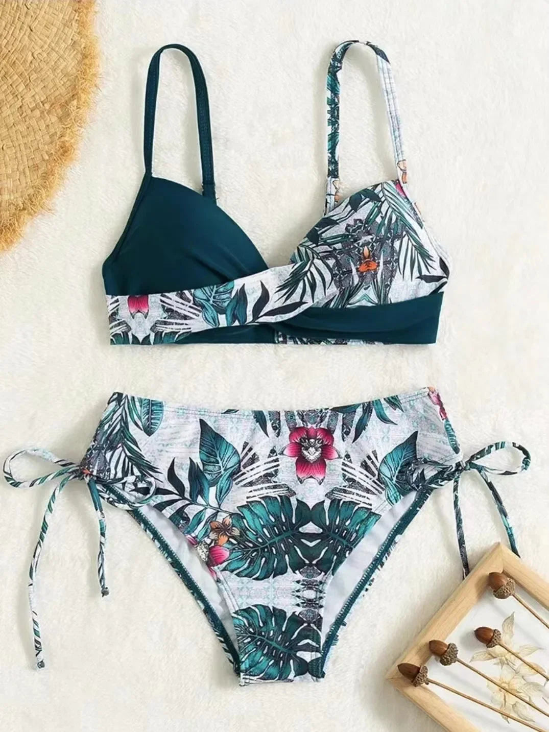 Hot Sale Of The Season New Fashion Bikini Steel Separate Swimsuit Women's Bikini Set Elegant And Stylish Swimwear from Mainland