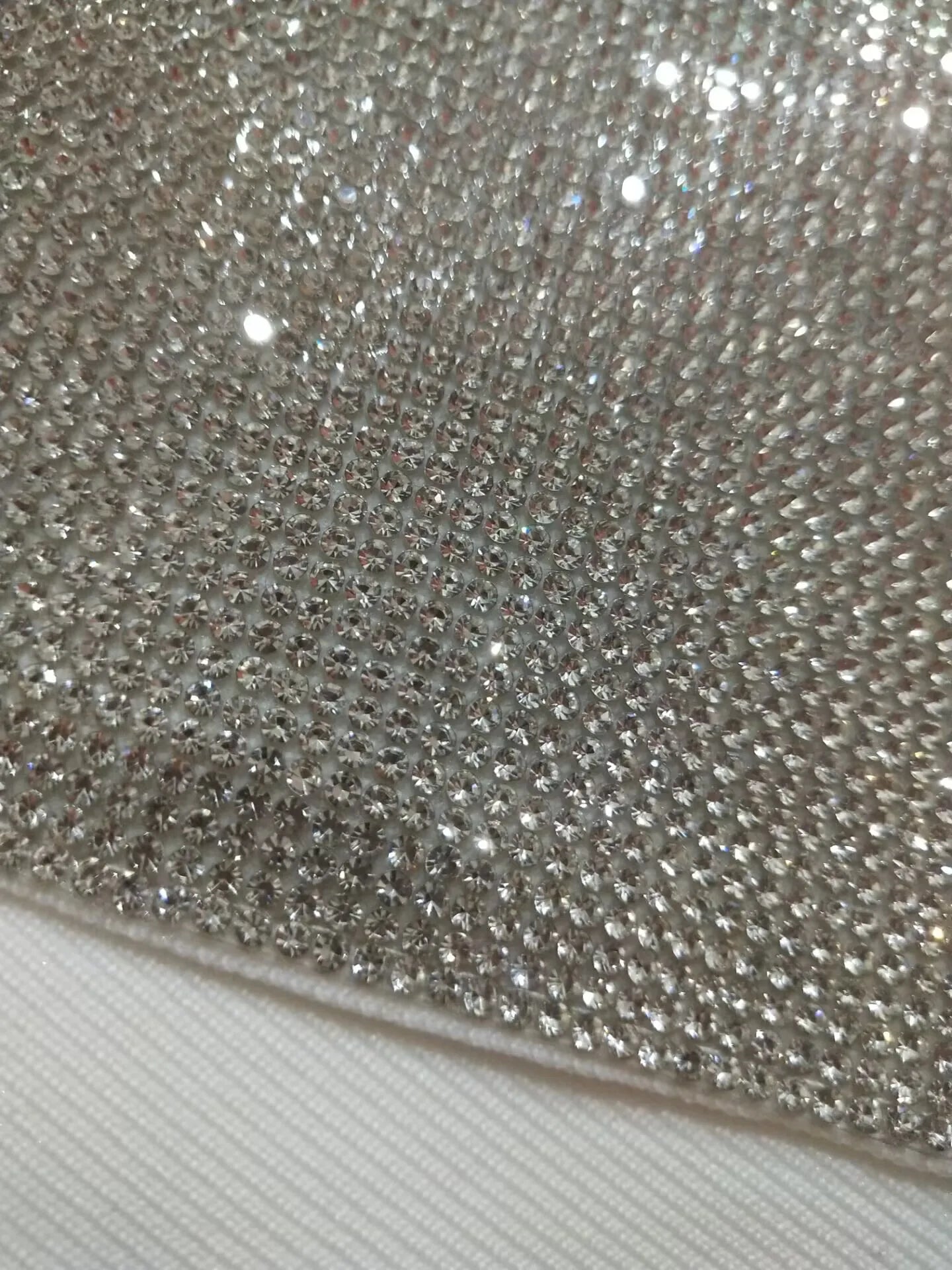 5 Colors Long Bandage Skirts Womens 2022 Luxury Diamonds Beading Waist Knee Length Elegant Formal Party Pencil Skirt Winter Wear