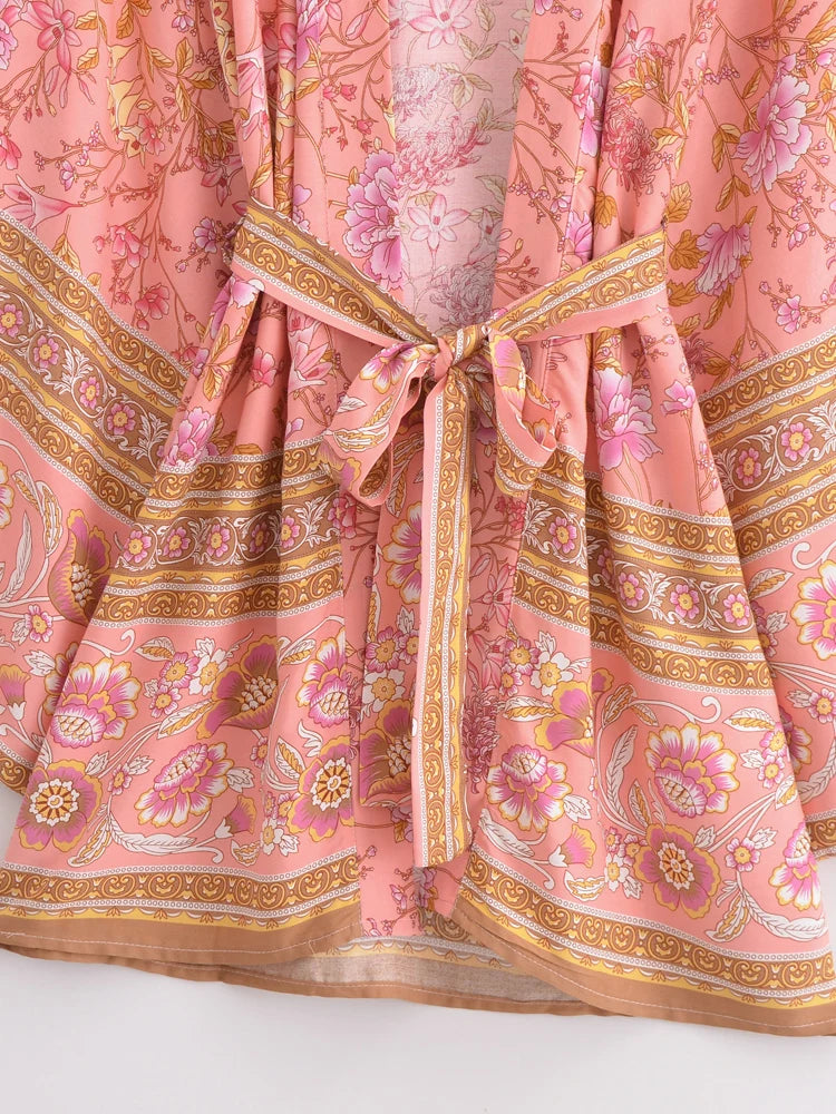 Boho Queens Multi Floral Print Sashes Short Kimono Women Bohemian V Neck Batwing Sleeves Rayon Robe Beach Bikini Cover-up