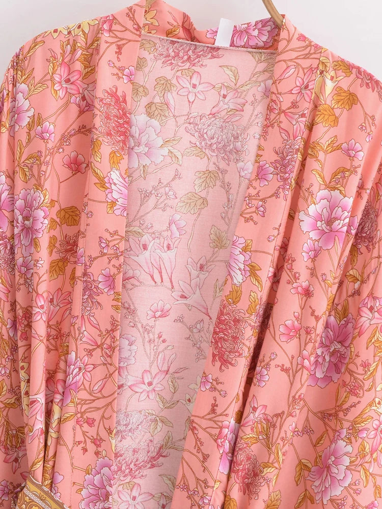 Boho Queens Multi Floral Print Sashes Short Kimono Women Bohemian V Neck Batwing Sleeves Rayon Robe Beach Bikini Cover-up