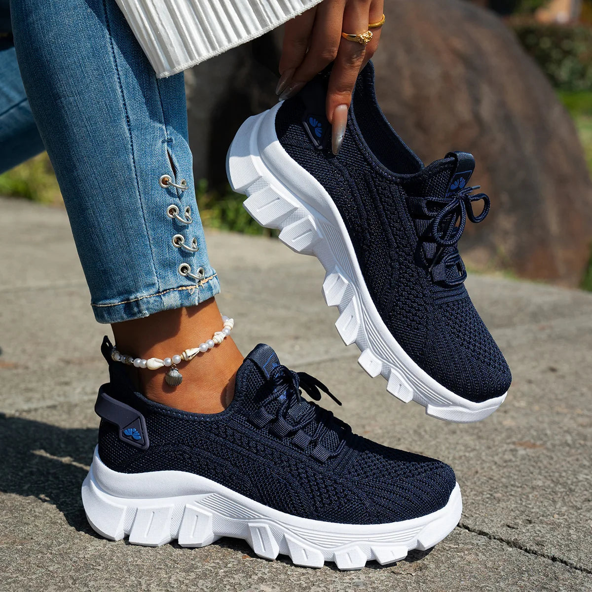 Women Shoes Mesh Casual Shoes Platform Soft Sole Tennis Shoes Knitted Shallow Vulcanized Shoe Lightweight Lace-up Women Sneakers