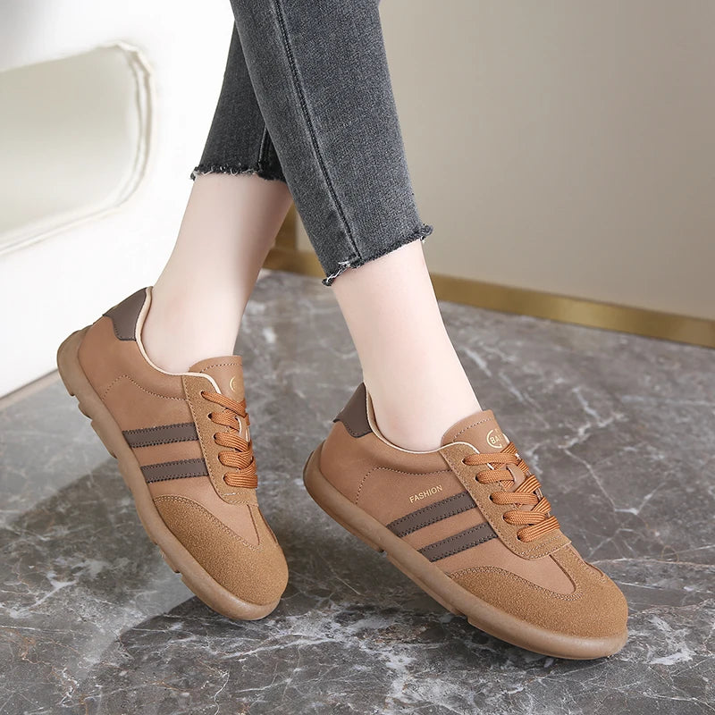 2025 New Autumn/Winter Women's Shoes Comfortable Casual Shoes College Style Wide Toe Soft Flat Shoes Outdoor Casual Sports Shoes