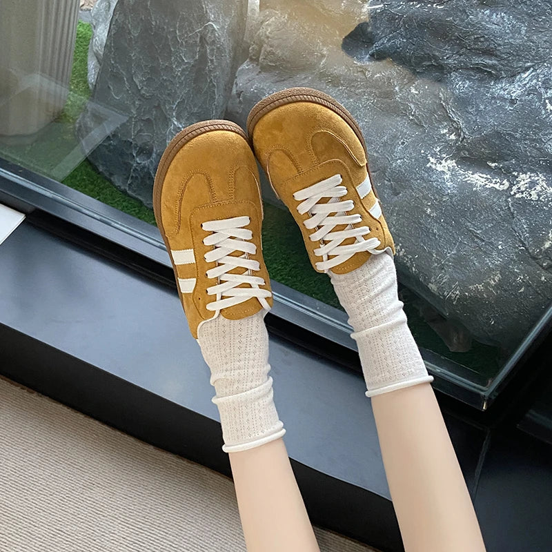 2025 Autumn New  Fashionable Comfortable Casual Sneakers Retro Thick-soled Sneakers Women's College Style Board Shoes Big Size