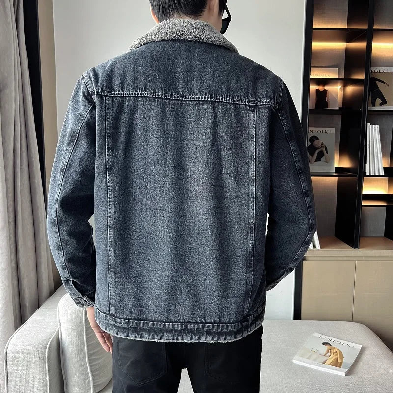 Men Denim Jacket Men Fleece Trendy Winter Velvet Coats 2025 Men Korean Slims Casual Thick Jacket Male Lamb Fur Casual Outerwear