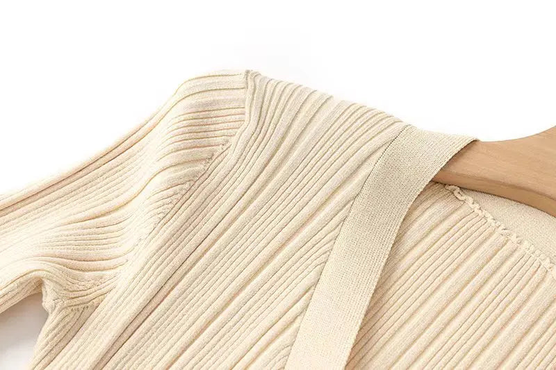 Elegant Evening Dress Women V Neck Long Sleeve Patchwork Button Pleated Sweater Dresses 2024 Autumn Winter Knit Maxi Dress