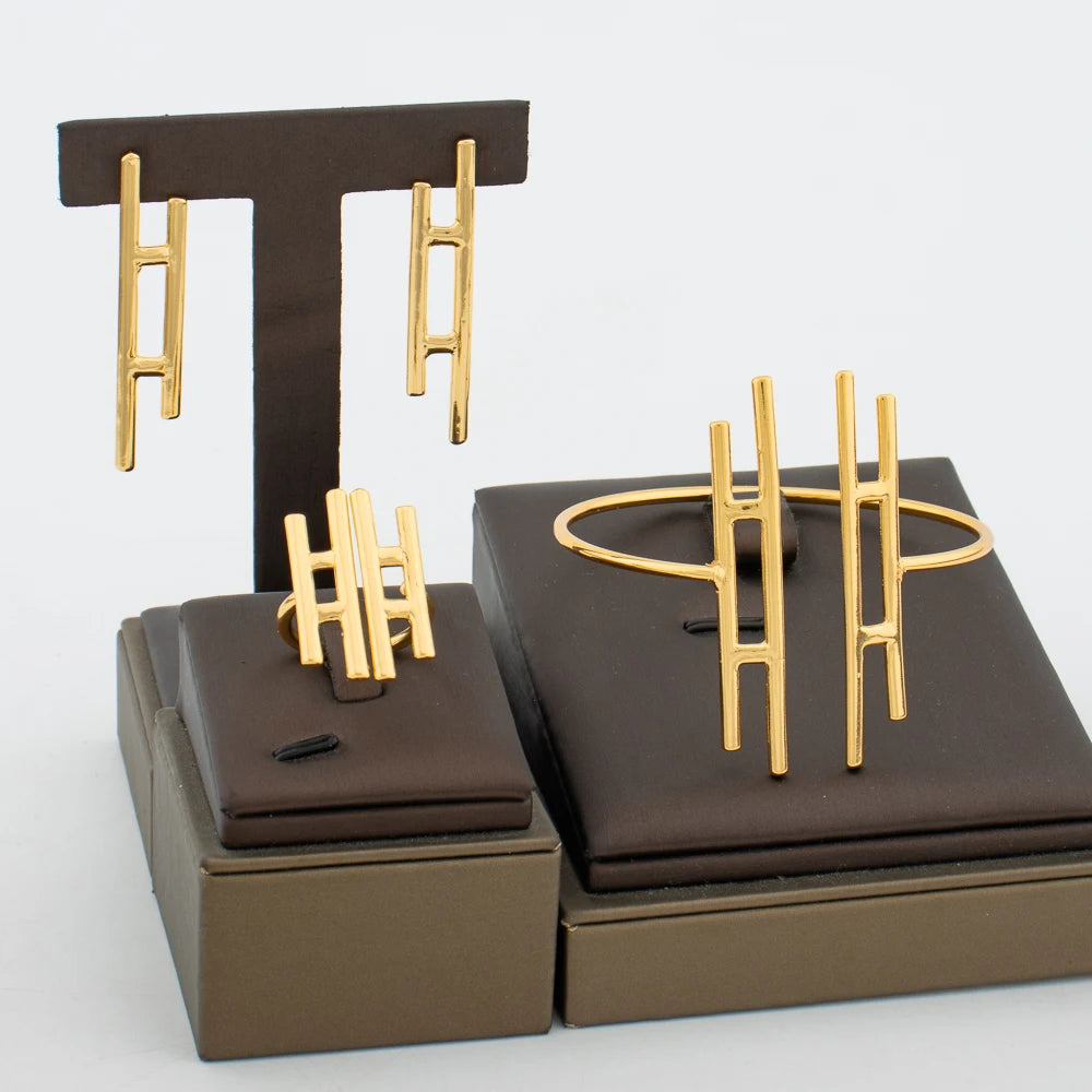 Women Fashion Jewelry Set Simple Design Stud Earrings and Bangle Ring Jewelry for Weddings Bride Hand Bangle and Earrings Set