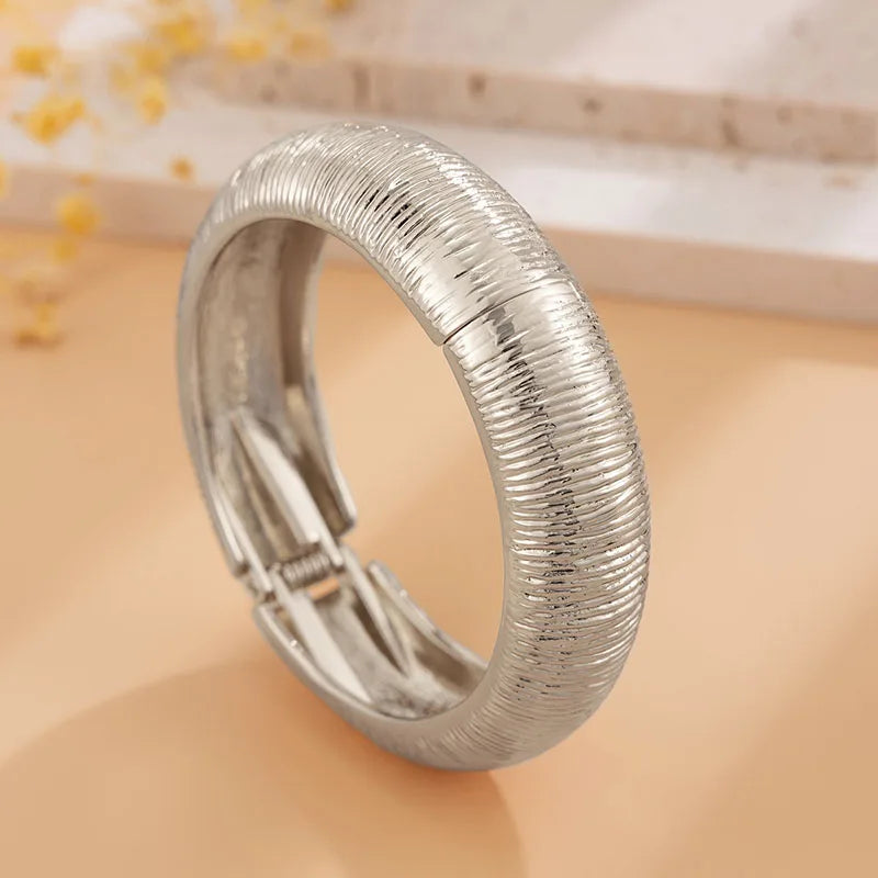 Punk Vintage Irregular Chunky Cuff Bangles for Women Leaf Statement Bracelets Bangles Hip Hop Jewelry Gifts