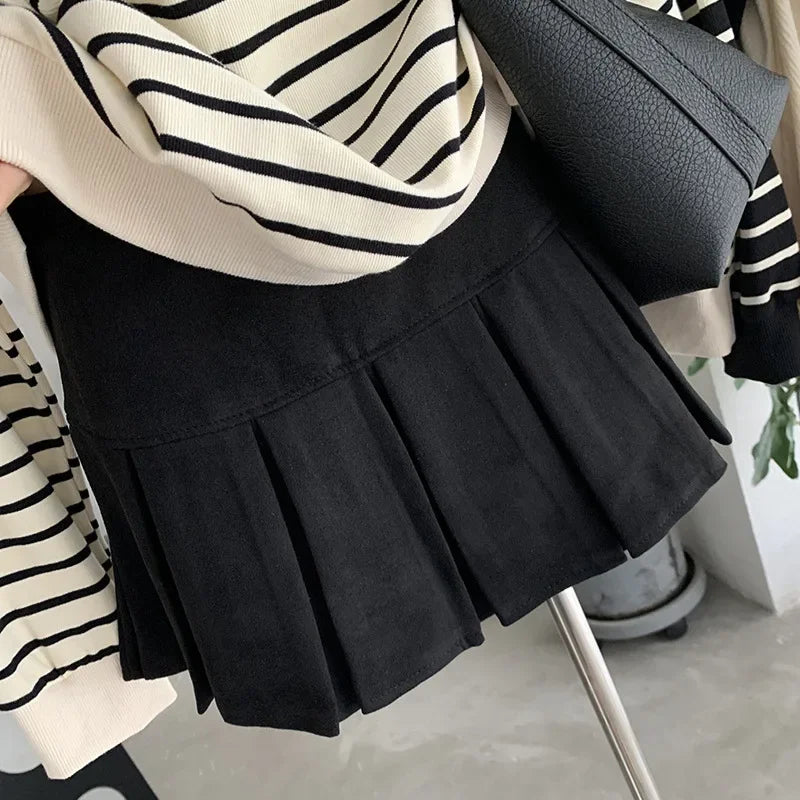 Oumale Pure Color Suede Mini Skirt Women's Autumn New Korean Style Slimming Anti-Light Pleated Short Skirt A- Line