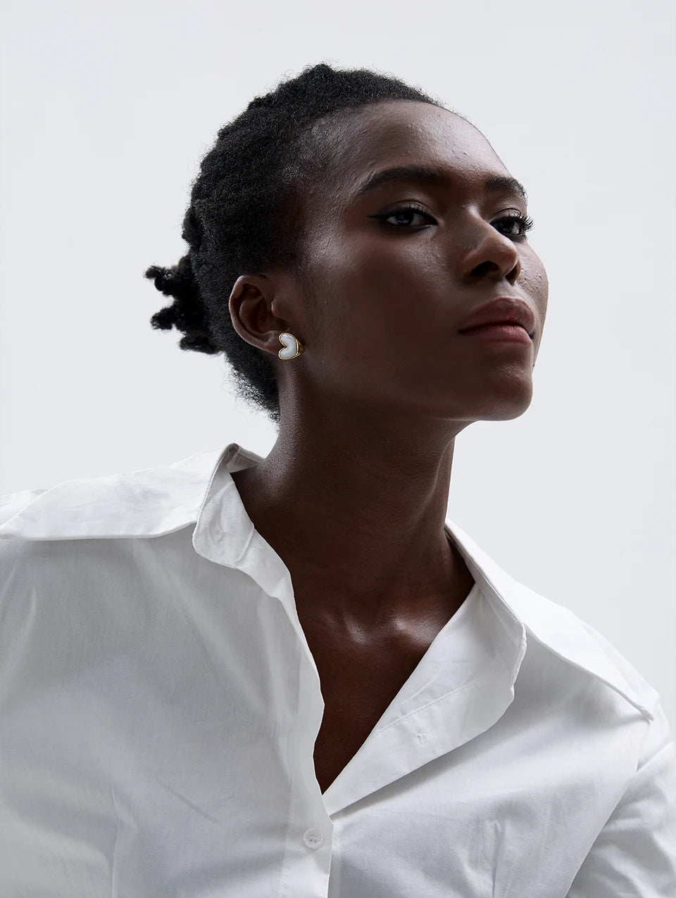 Yhpup Exquisite Stainless Steel Natural Shell Heart Love Chic Stud Earrings for Women Gold Color Fashion Charm Jewelry Bijoux