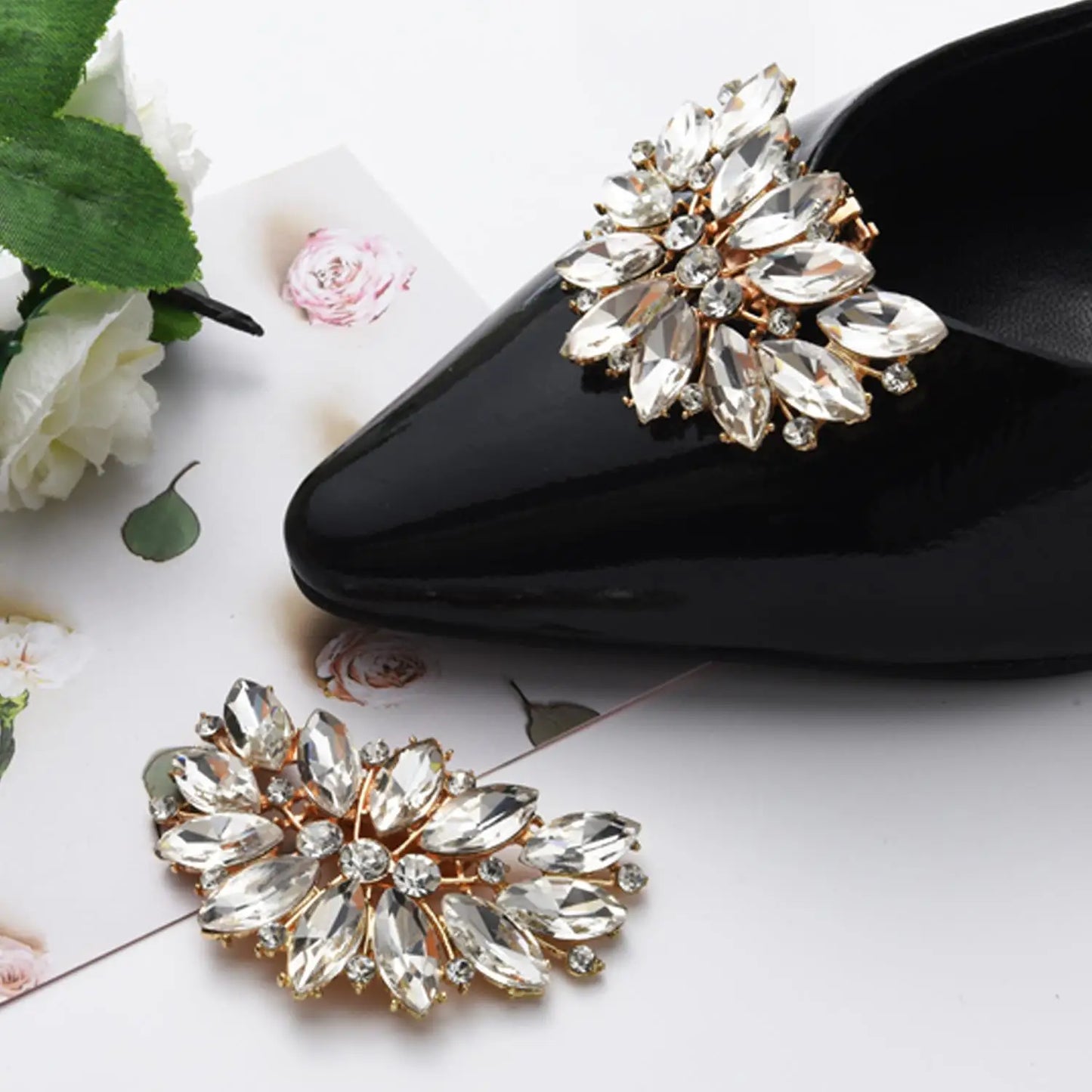 1PC Removable Lady Shoe Clips Wedding Bride Shoes Decoration Women High Heel Charms Jewelry Rhinestones Crystal Shoes Decoration
