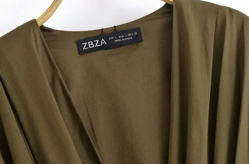 Slimming Casual Short Sleeve Pleated Shoulder Draped Dress Versatile Women's Fashion Design Knee-Length V-Neck Dress