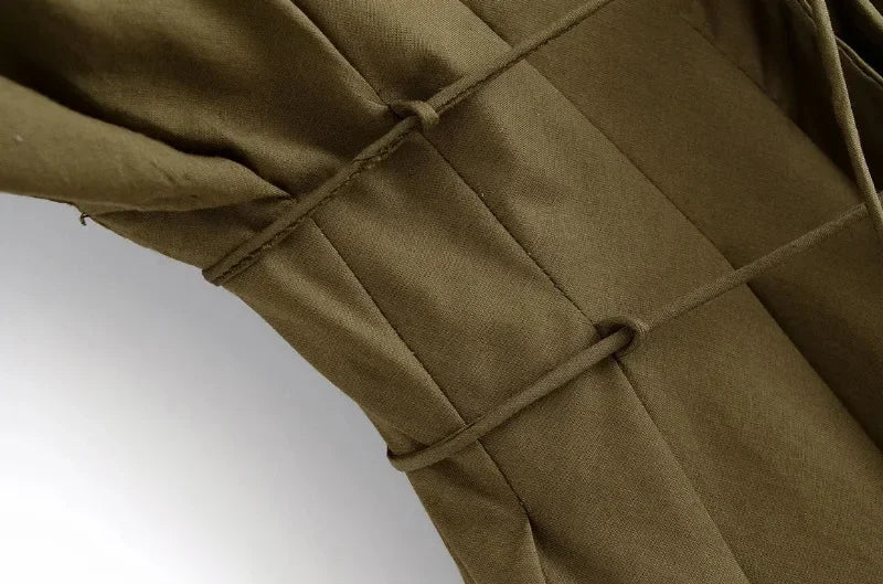 Slimming Casual Short Sleeve Pleated Shoulder Draped Dress Versatile Women's Fashion Design Knee-Length V-Neck Dress