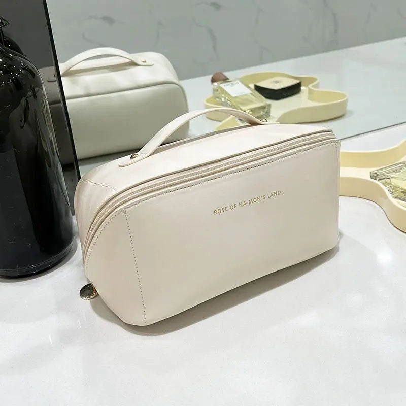 【Hot sales】Makeup Bag Portable Large Capacity Beauty and Skincare Storage Bag High Appearance Level Waterproof Clutch Bag