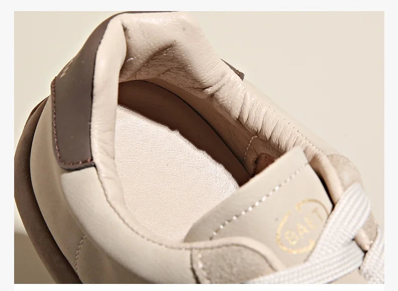 2025 New Autumn/Winter Women's Shoes Comfortable Casual Shoes College Style Wide Toe Soft Flat Shoes Outdoor Casual Sports Shoes