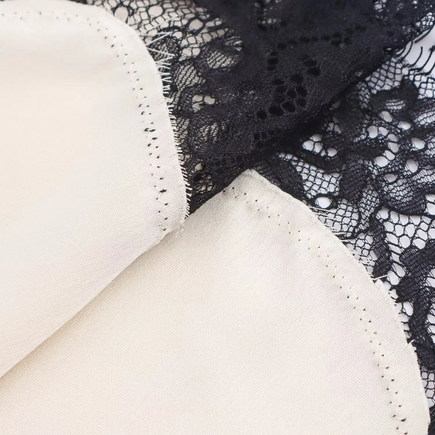 Women Fashion Sexy V-Neck Lace Elegant Halter Dress Asymmetric Hem Dress 2025 Summer New Fashion Holiday Party Beach Dresses