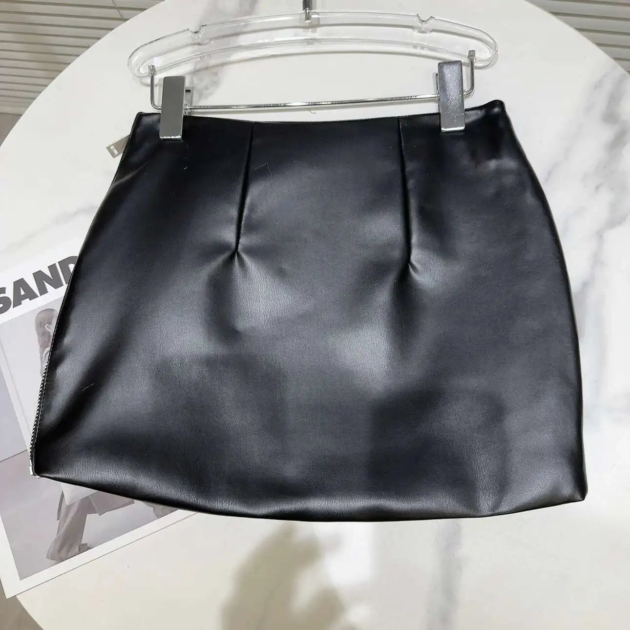 DEAT Trendy Women's Multi Belt PU Leather Mini Skirt 2024 Spring Fashion New Items High Waist Wrap Hip Skirts Female 11XX7390