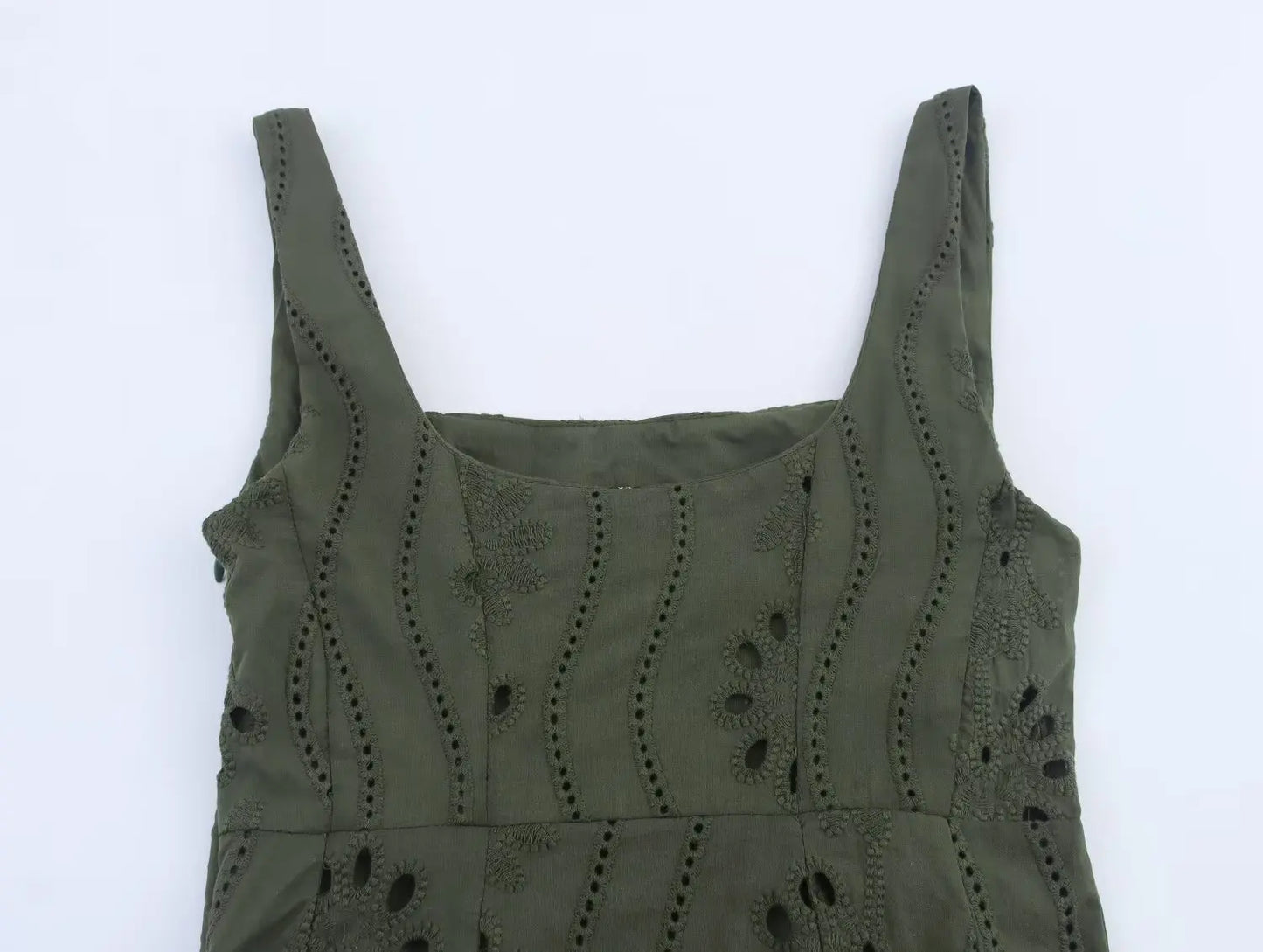 Women Embroidered Hollow A-line Dress Retro Lapel Backless Sleeveless High Waist Pleated Side Zipper Solid Color Midi Dress