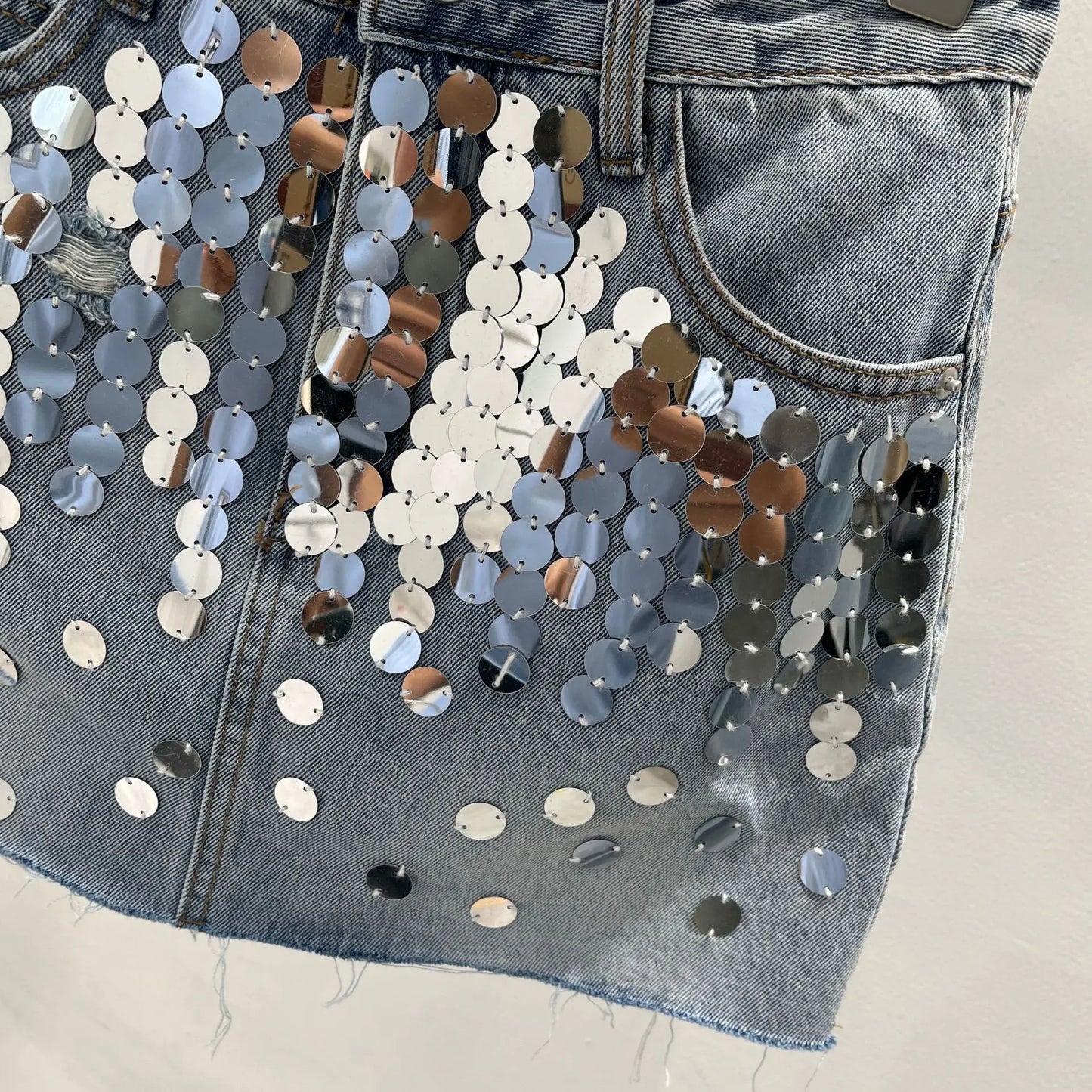 Black Skirt Korean Style Slimming Denim Skirt Women 2024 Summer New High Waist Fashionable Sequins Frayed A- Line Mini Skirts