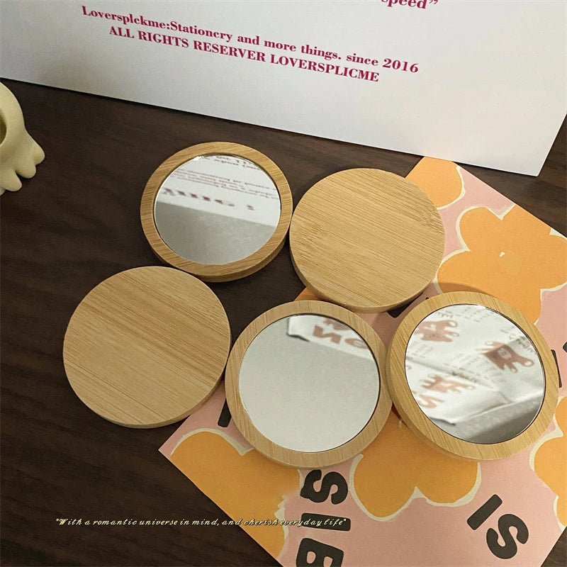 7.2*7.2cm Pure Wood Makeup Mirror Functional Wood Stylish Girls' Round Mirror Versatile Portable Mirror for Beauty Tool