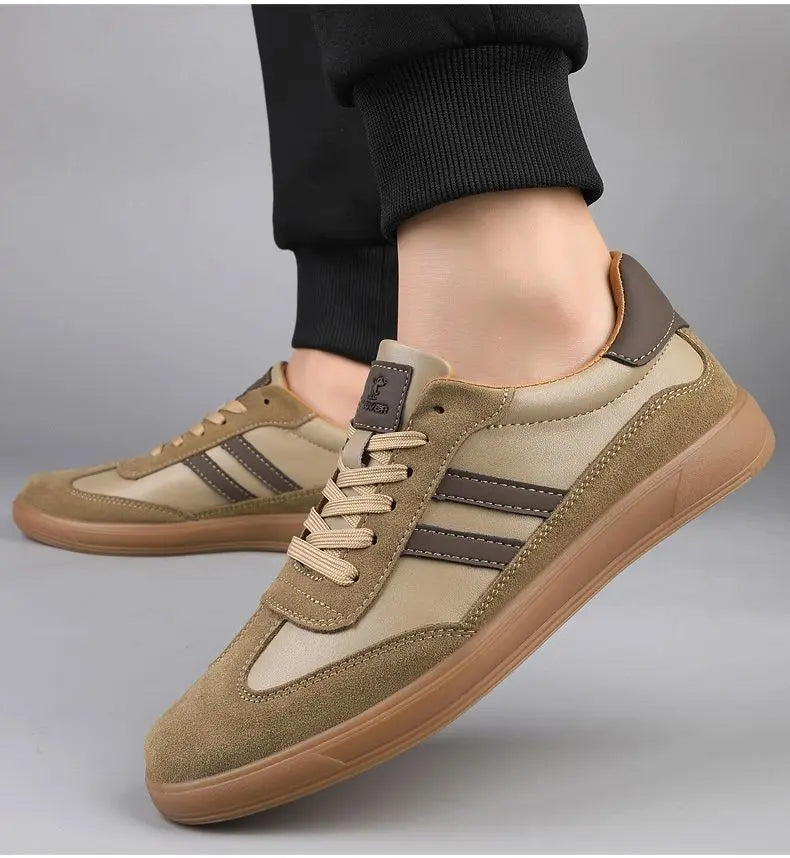 High Quality Leather Sneakers Men Trainers Classic Casual Sports Shoes Man Flat Sneakers Outdoor Non-slip Men's Skateboard Shoes
