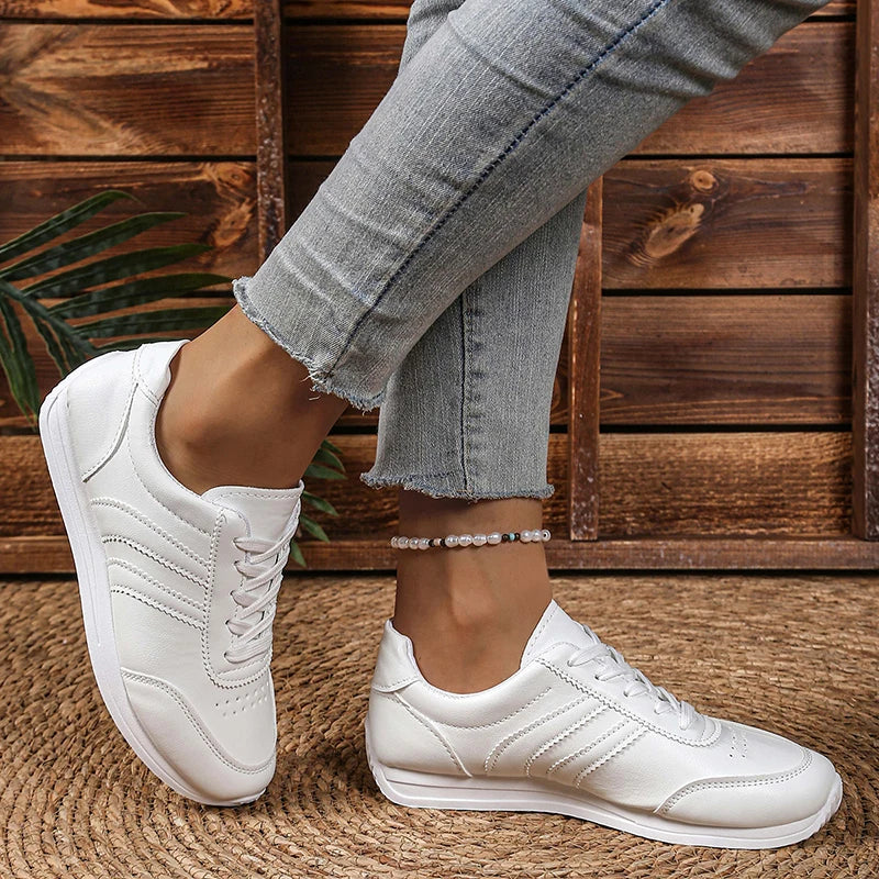 Women's Lightweight Casual Sneakers White PU Leather Comfort Sports Shoes for Women Lace Up Breathable Running Shoes Plus Size
