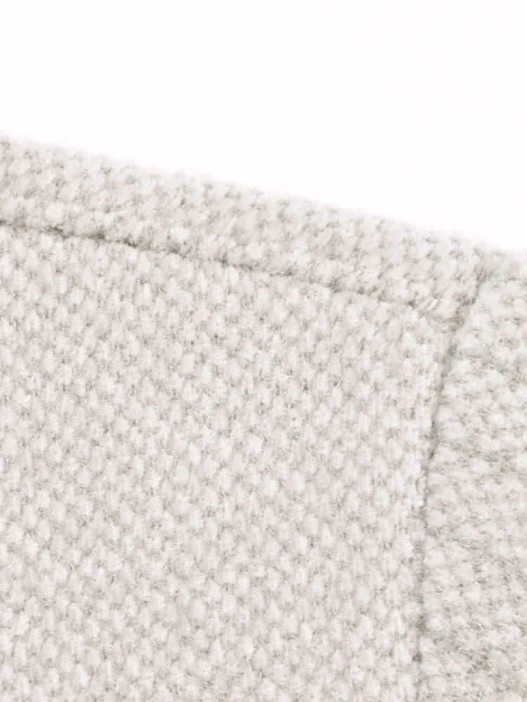 Designer Quality Men's Lapel Fake Two-Piece Long Sleeve T-Shirt Winter New Bee Print Plush Thickening Sweater Business Menswear