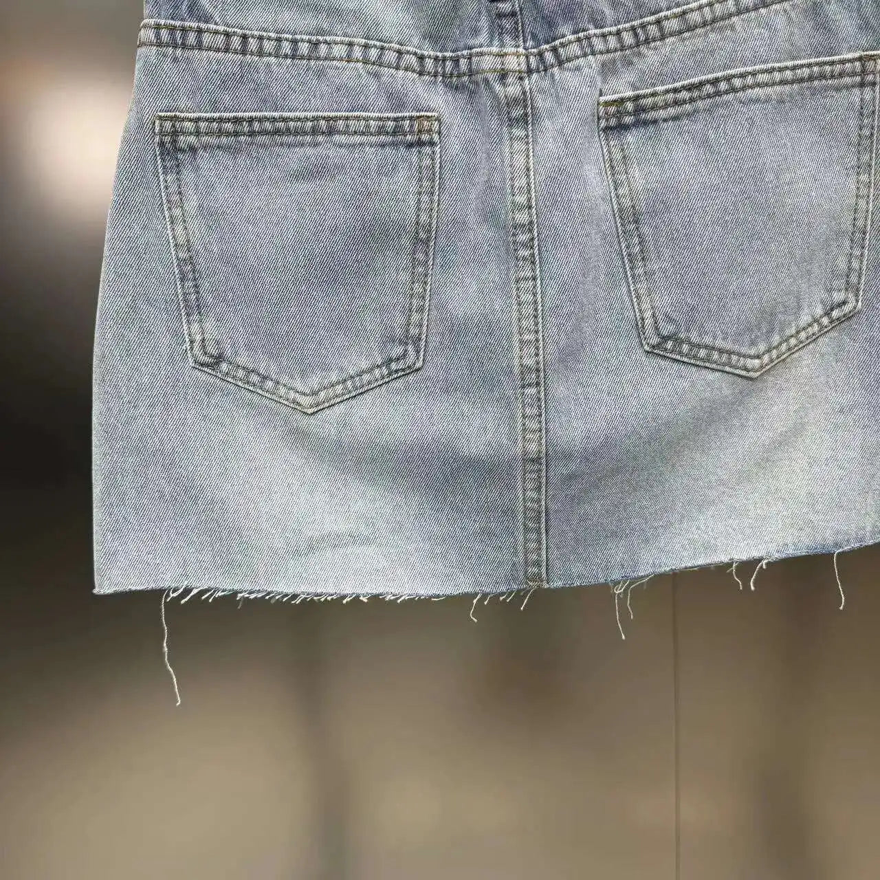 DEAT Sequins Decoration Denim Skirts For Women 2024 Summer New Items High Waist Wrap Hip Skirt Female Trendy Fashion 29L7154