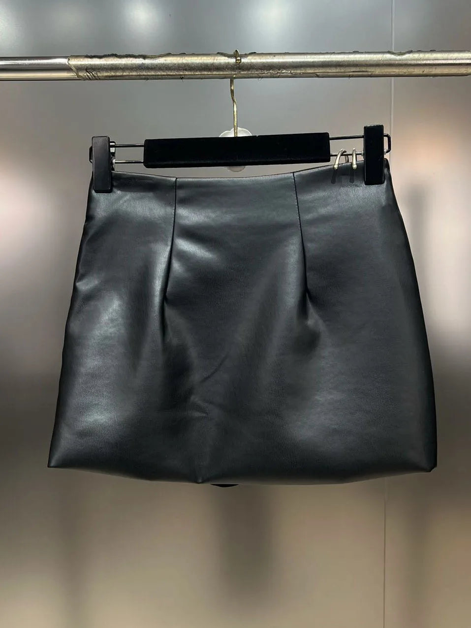 DEAT Trendy Women's Multi Belt PU Leather Mini Skirt 2024 Spring Fashion New Items High Waist Wrap Hip Skirts Female 11XX7390