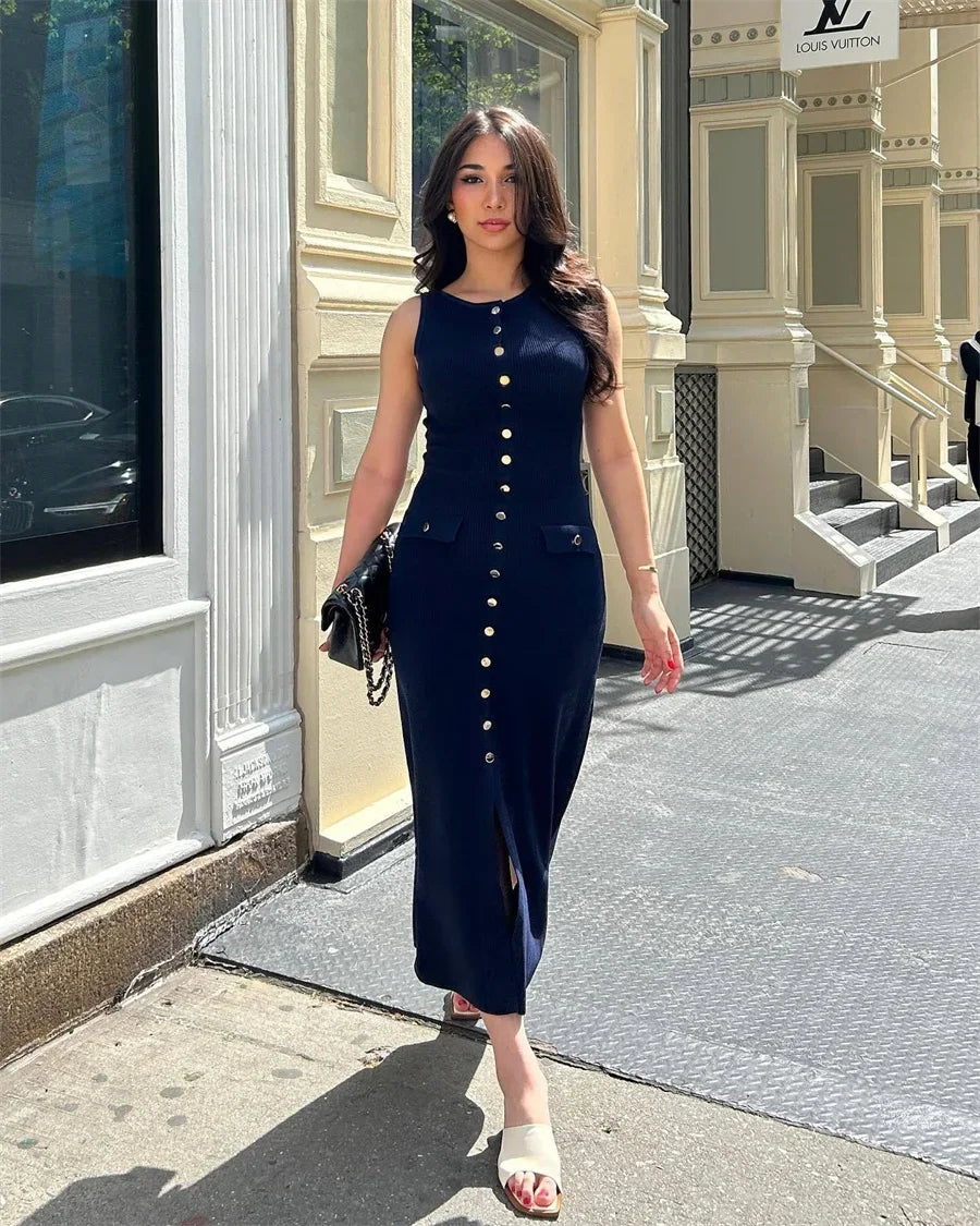 Elegant Knitted Midi Dresses Women's Black White Patchwork Slit Single Breasted Sleeveless Curvy Dress 2025 Summer Street Wear