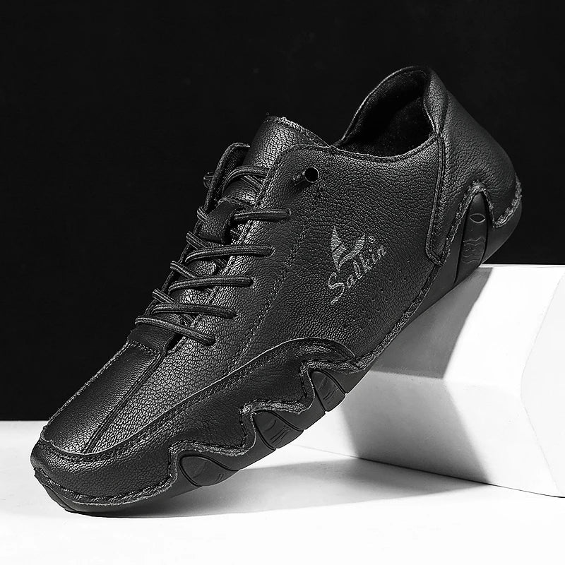 New 2025 Fashion Handmade Leather Casual Men Shoes Design Sneakers Slip On Loafers Breathable Low Top Flats Driving Plus Size