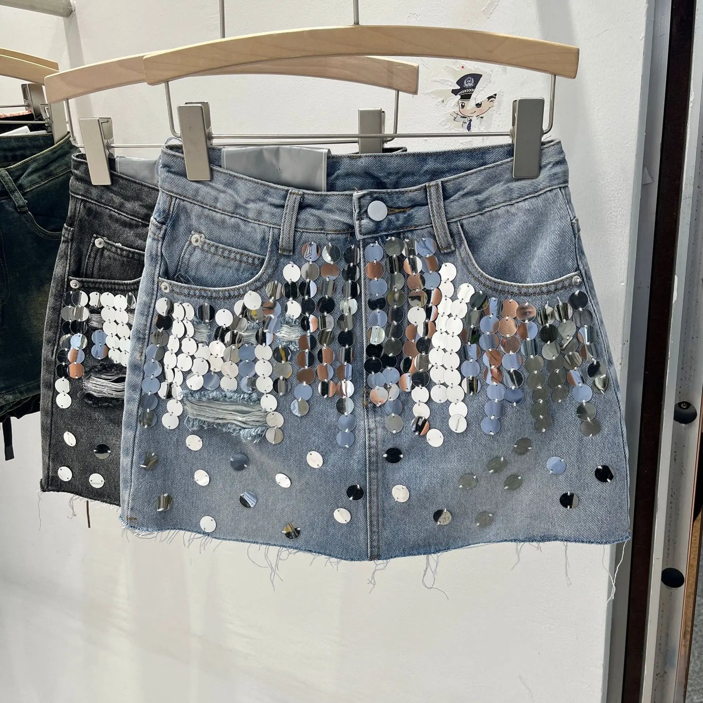 Black Skirt Korean Style Slimming Denim Skirt Women 2024 Summer New High Waist Fashionable Sequins Frayed A- Line Mini Skirts